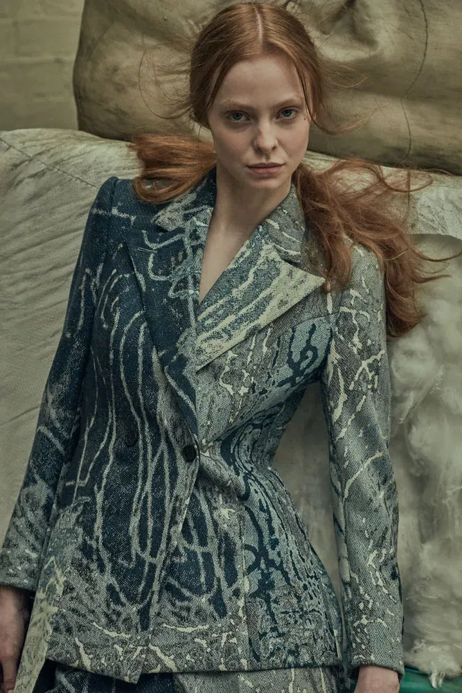 Close portrait of the blue jacquard tailored suit